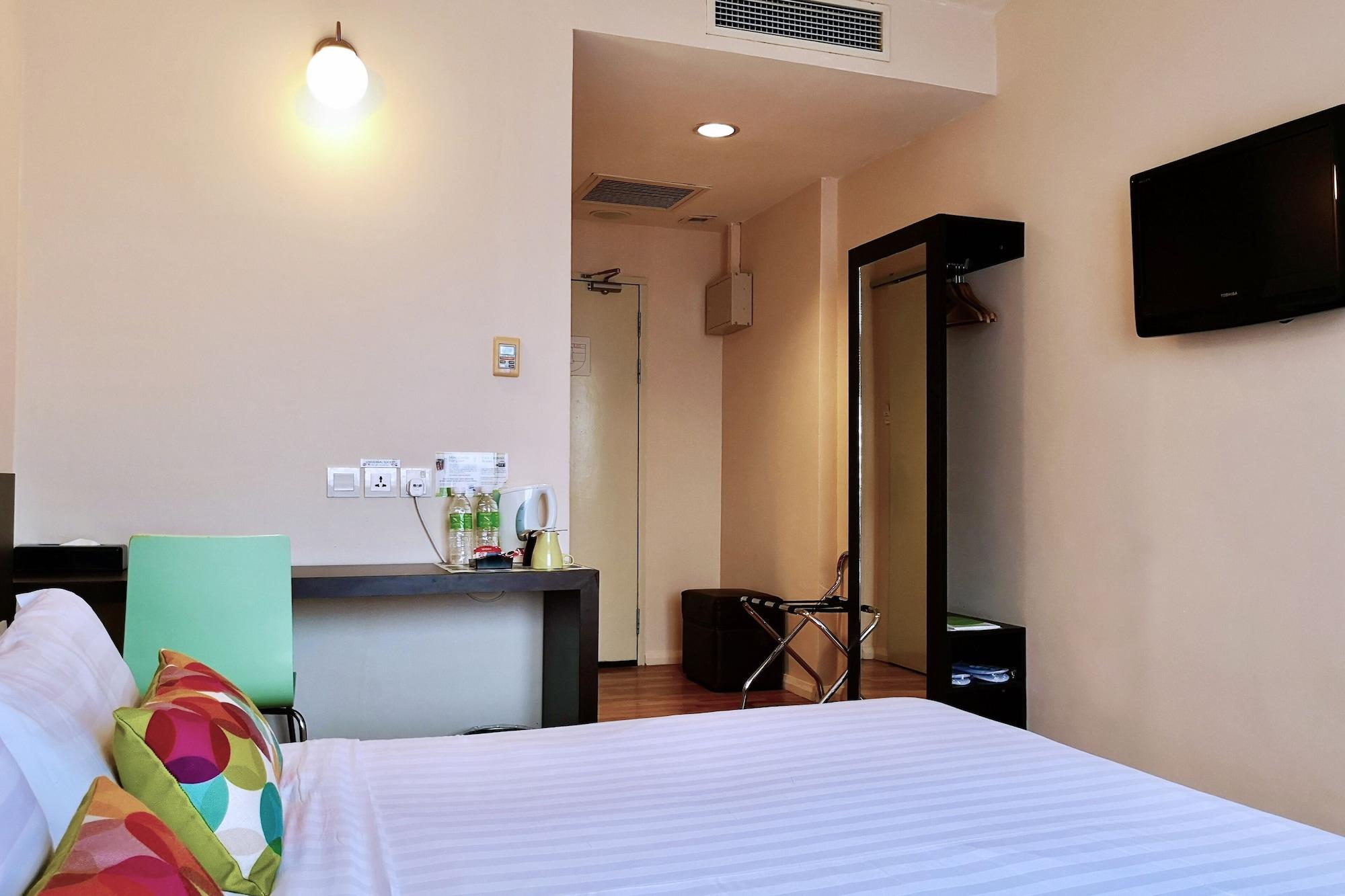 The Limetree Hotel, Kuching Extérieur photo