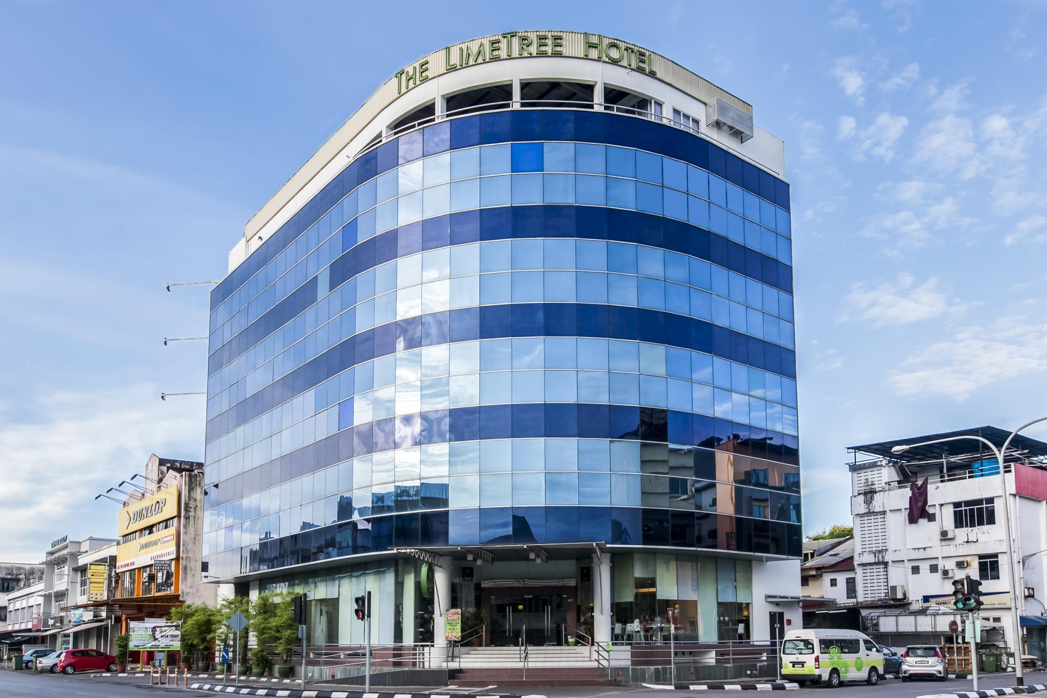The Limetree Hotel, Kuching Extérieur photo