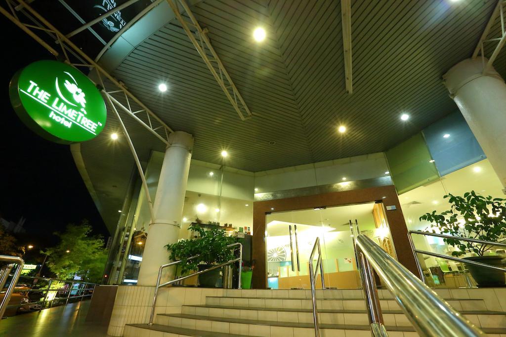 The Limetree Hotel, Kuching Extérieur photo