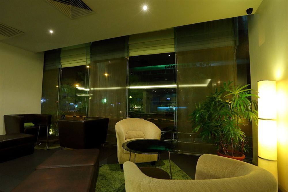The Limetree Hotel, Kuching Extérieur photo